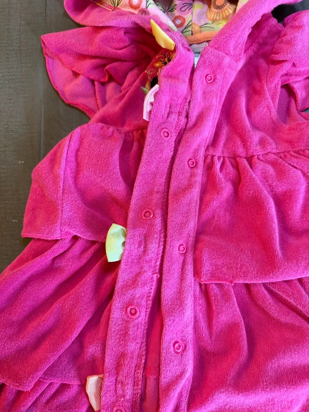 Disney Minnie Mouse Pink Hooded Tiered Swim Towel with Bows